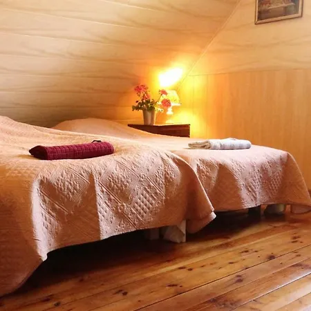 Hommik House Отепя