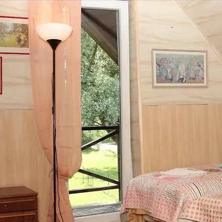 Hommik House